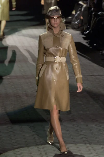 Look 34